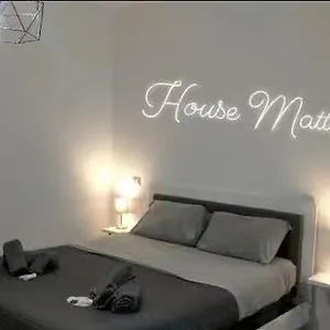House Mattia Apartman Bari